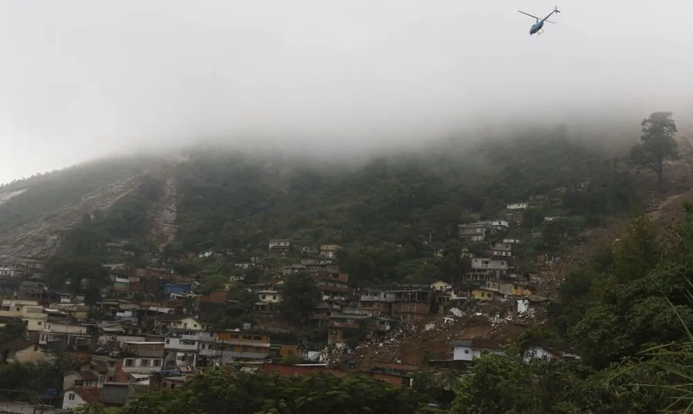 Em menos de uma hora, foram 85 milímetros (mm) de chuva