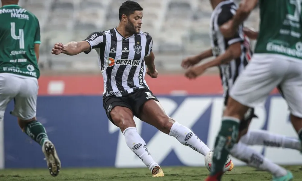Atacante Hulk marcou duas vezes na partida