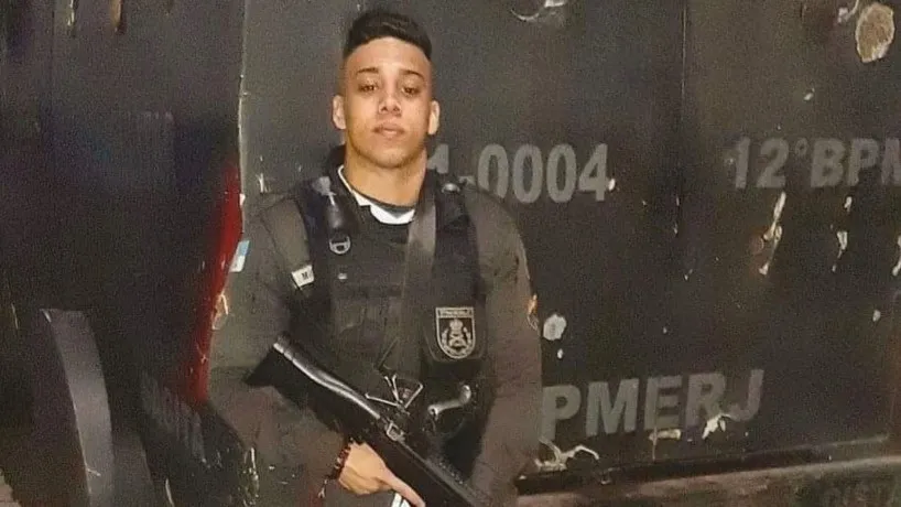 Vereador de 27 anos é ex-policial e faz sucesso no YouTube