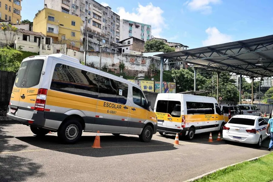 Procedimento deve ser feito na sede do Semob, nos Barris