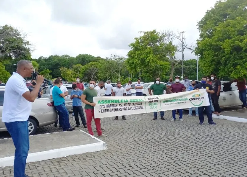 Assembleia de motoristas por aplicativo em Salvador