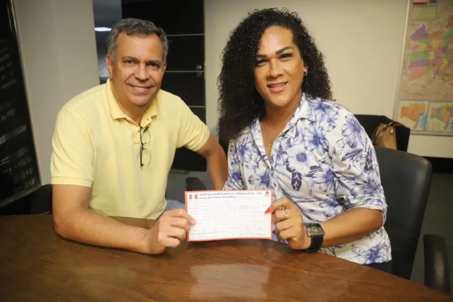 Léo Kret assinou ficha de filiação do PDT nesta quinta-feira (31)