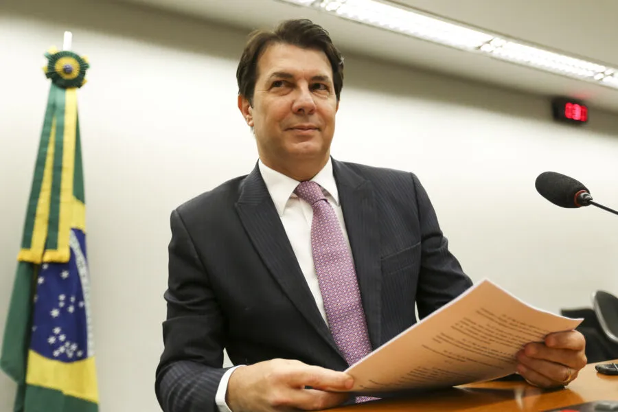 O deputado federal Arthur Maia (União Brasil-BA) se manifestou no Twitter sobre atitude do ex-juiz Sérgio Moro