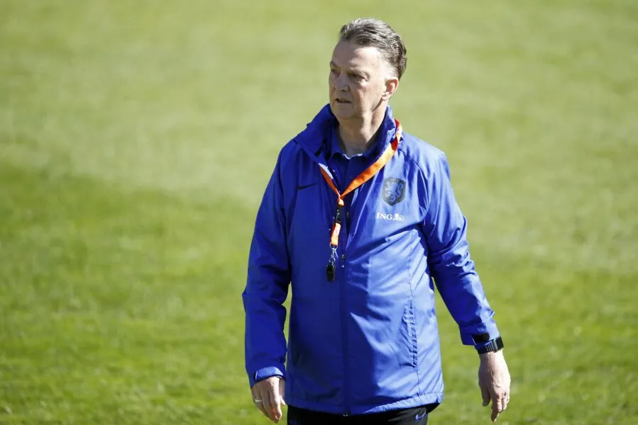 Van Gaal, de 70 anos, declarou que seu câncer foi diagnosticado em 2020 e que começou o tratamento em 2021