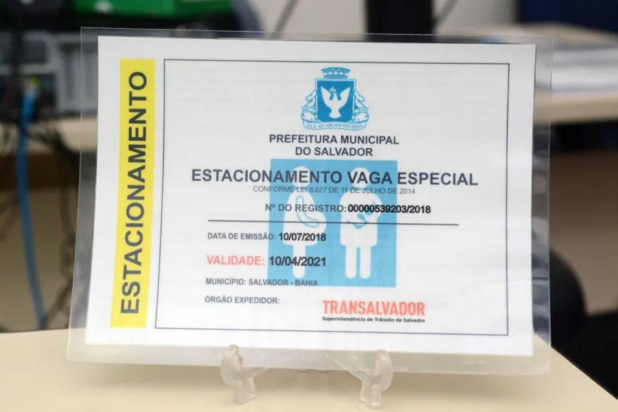 Credencial para vagas especiais deve ser feito através do site da Transalvador