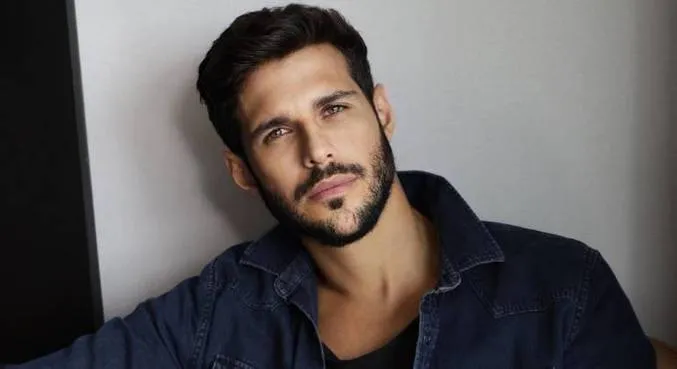 "Aguardemos o retorno do gigante. Vem, Rod", disse Diogo