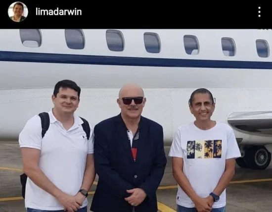 O consultor Darwin Einstein de Arruda Nogueira Lima (esquerda) ao lado do ex-ministro da Educação Milton Ribeiro