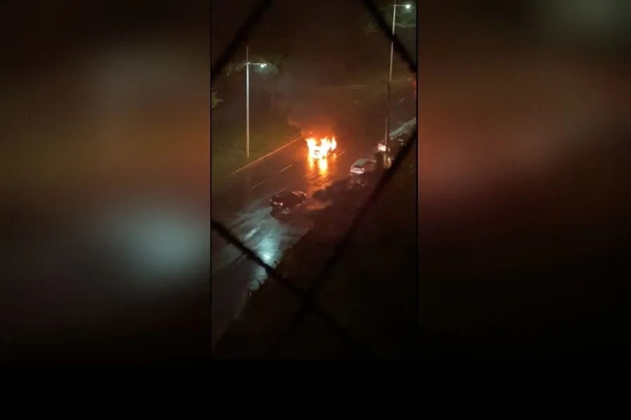 Situação fez com que trânsito na região ficasse complicado