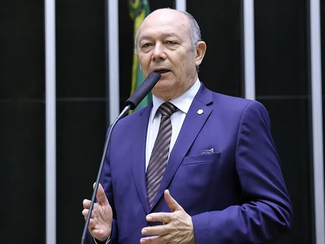 Suplente Paulo Magalhães volta à Camara dos Deputados