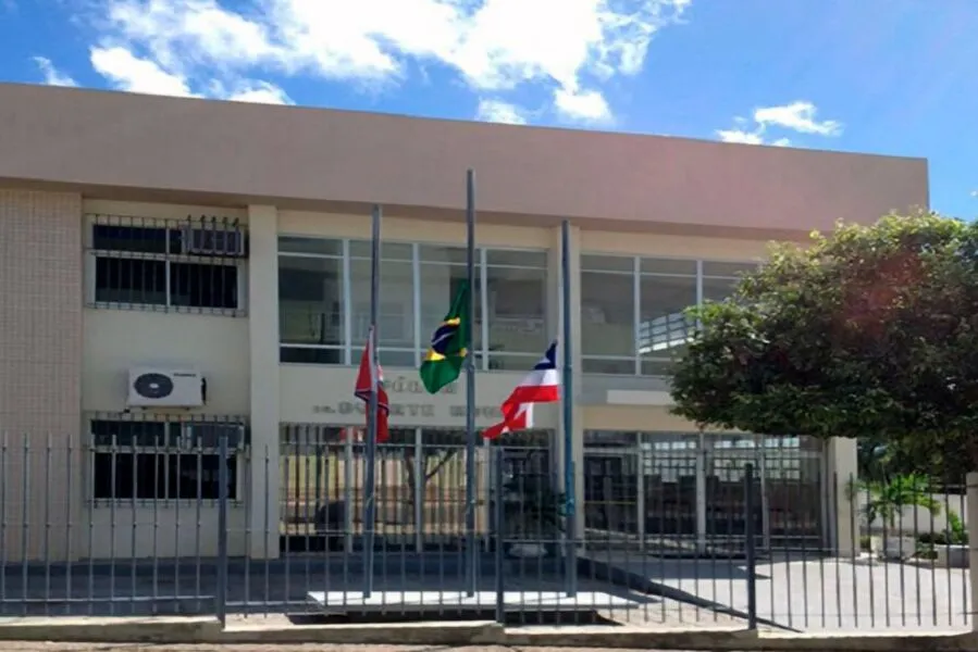 Vítima reclamou de xixi em festa