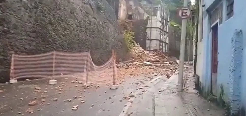 Condutores têm como opção seguir pela Av. Contorno.