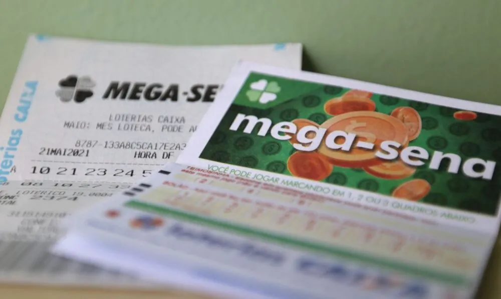 A aposta simples, com seis dezenas, custa R$ 4,50