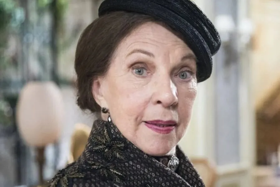 Último papel da atriz na TV foi com a personagem Guardiã, em Espelho da Vida (2018)