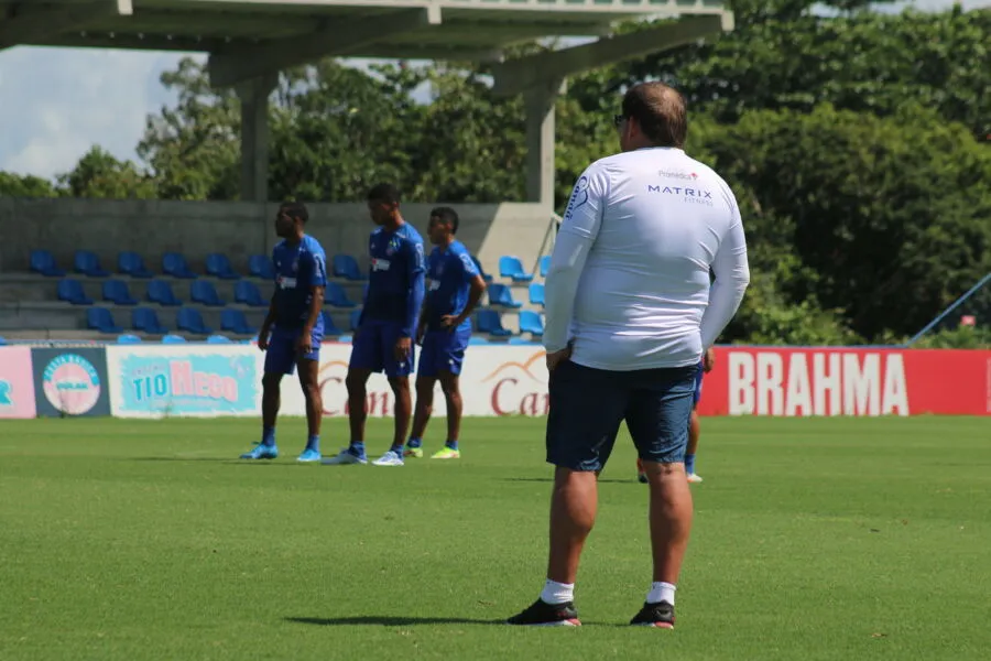 Após deixar o campo contra o CSA, Rezende deve ser defalque contra a 'Bolívia Querida'