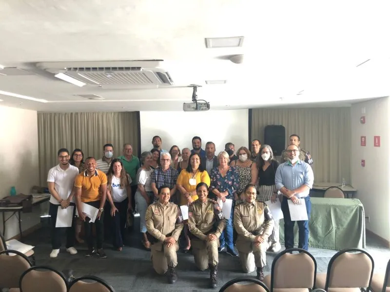 Evento foi realizado pela 13ª CIPM e pela Associação AmeAquarius e teve a participação de diretores de escolas, do Conselho Tutelar, de representantes da Ronda Escolar