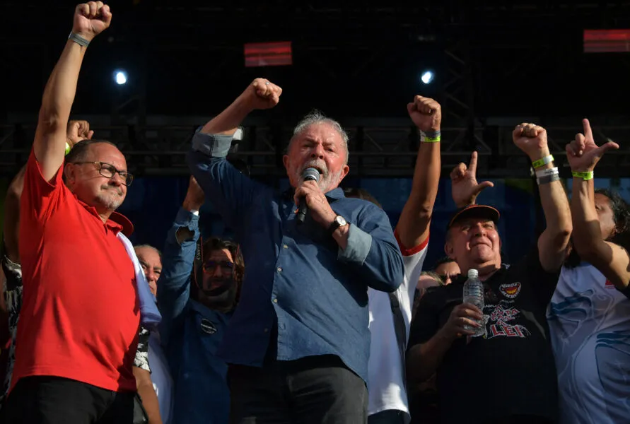 Lula participou esta tarde de um evento do Dia do Trabalho organizado pelos sindicatos de São Paulo.