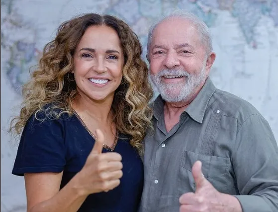 Cantora Daniela Mercury e o ex-presidente Lula (PT)