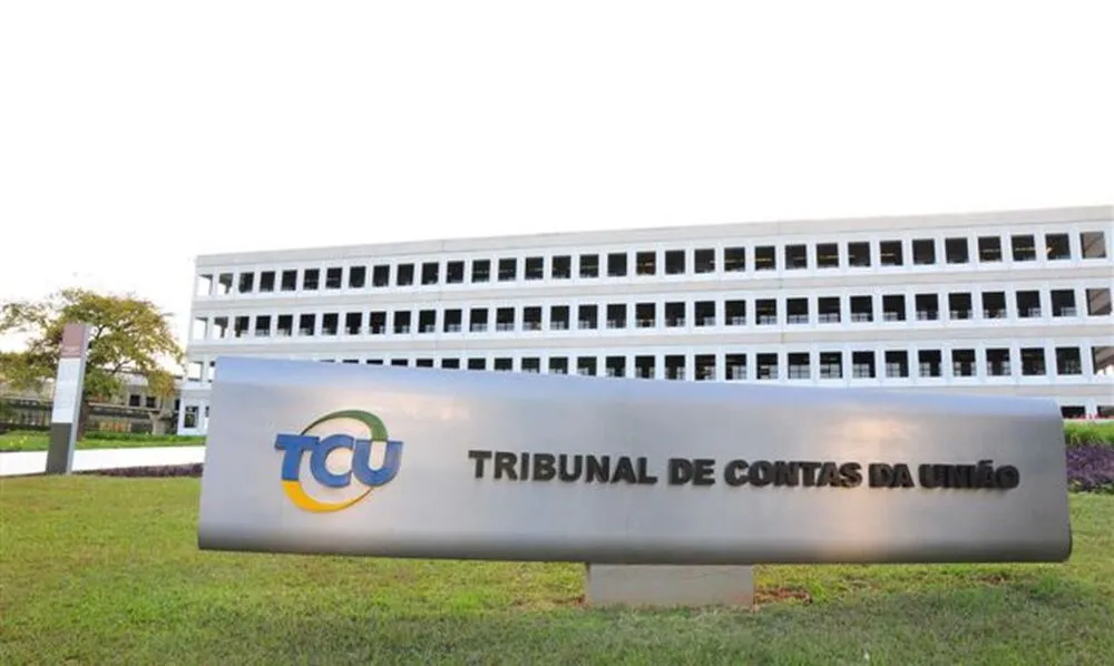 TCU decidiu dar ciência ao TSE sobre o caso