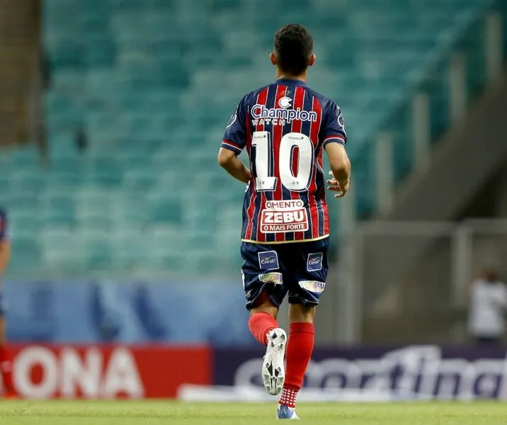 Ex-camisa 8, Daniel pediu a Guto para assumir a 10