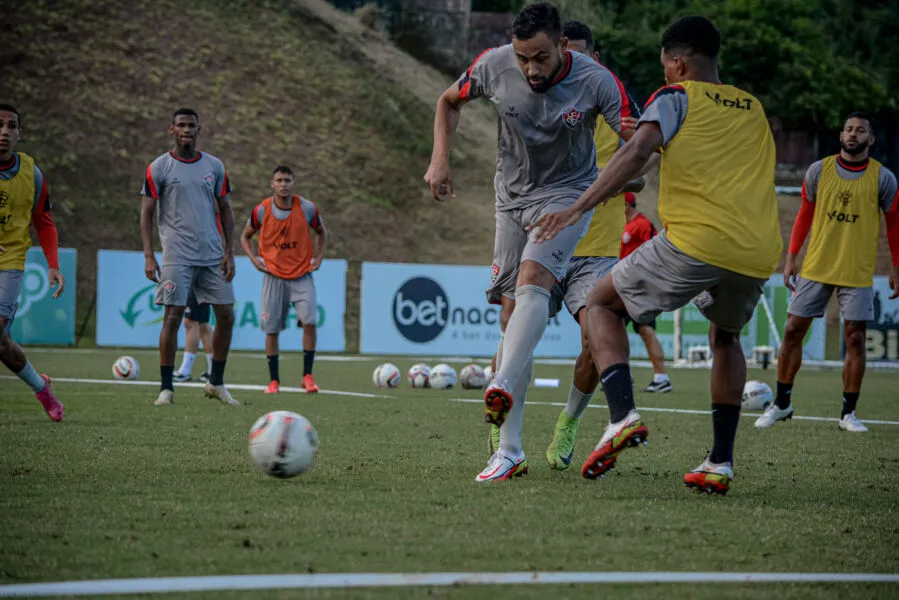 Lista de relacionados conta com o retorno de Lazaroni e os novos contratados Dalton e Danilo