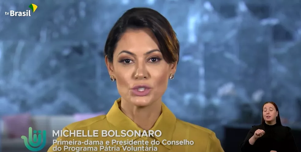 Michelle durante pronunciamento na televisão