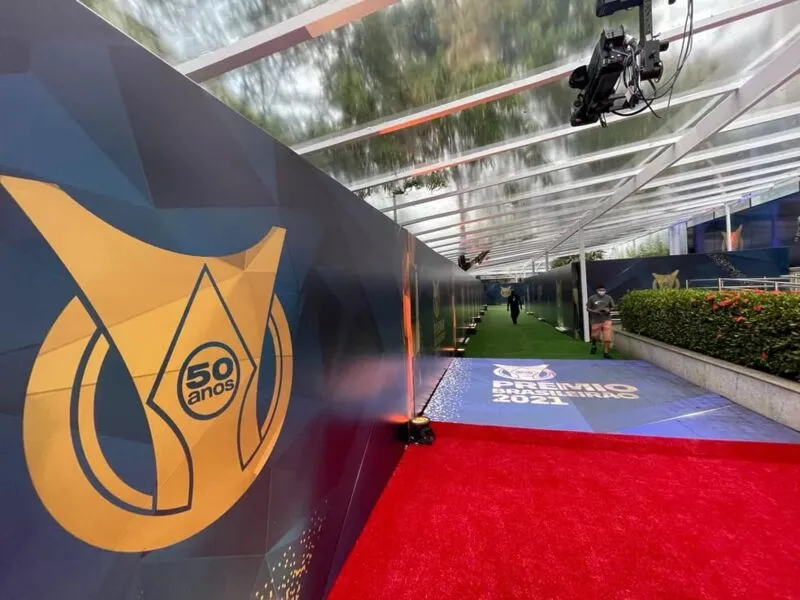 Assinaturas são referentes a 11 clubes que estão disputando a Série A, além de outros 12 da Série B