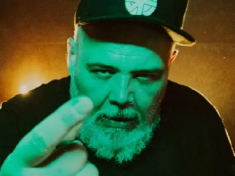 No novo álbum, João Gordo  canta uma música contra o presidente Bolsonaro