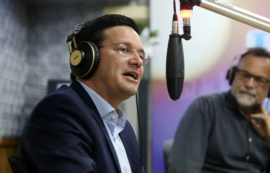 João Roma chamou ACM Neto de "murista"