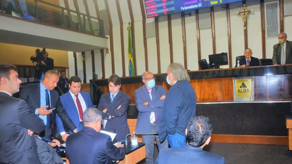 Os projetos foram aprovados nesta terça-feira, 17