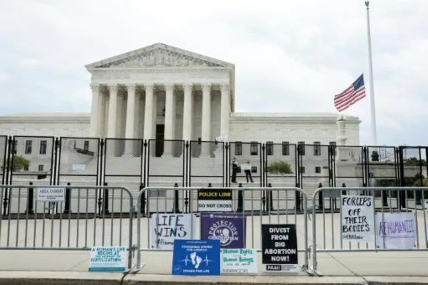 Legislativos de estados governados por republicanos têm se mobilizado para restringir o acesso ao aborto