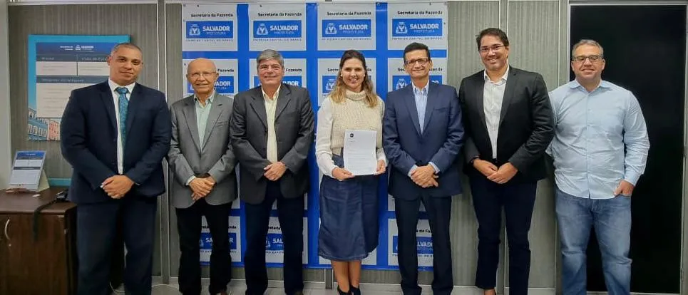 A comissão do Business Bahia foi recebida pela secretária da Fazenda de Salvador, Giovanna Victer, pelo diretor da Receita, Ulysses Areas, e por Ricardo Vieira, das relações institucionais da Sefaz