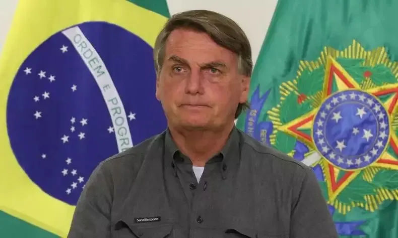 Governo de Bolsonaro ampliou a compra de caminhões de lixo após aliança com Centrão