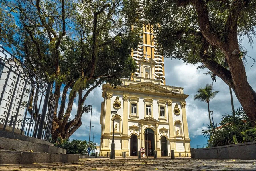 Fachada da igreja Nossa Senhora da Vitória