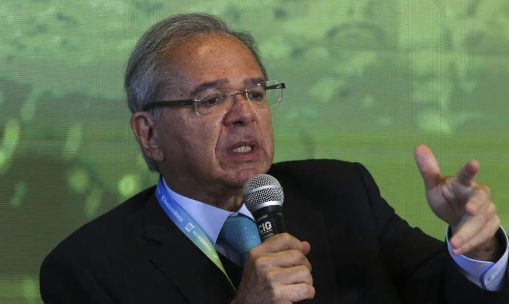 'Nos aceitem antes que se tornem irrelevantes para nós'”, declarou Guedes em palestra