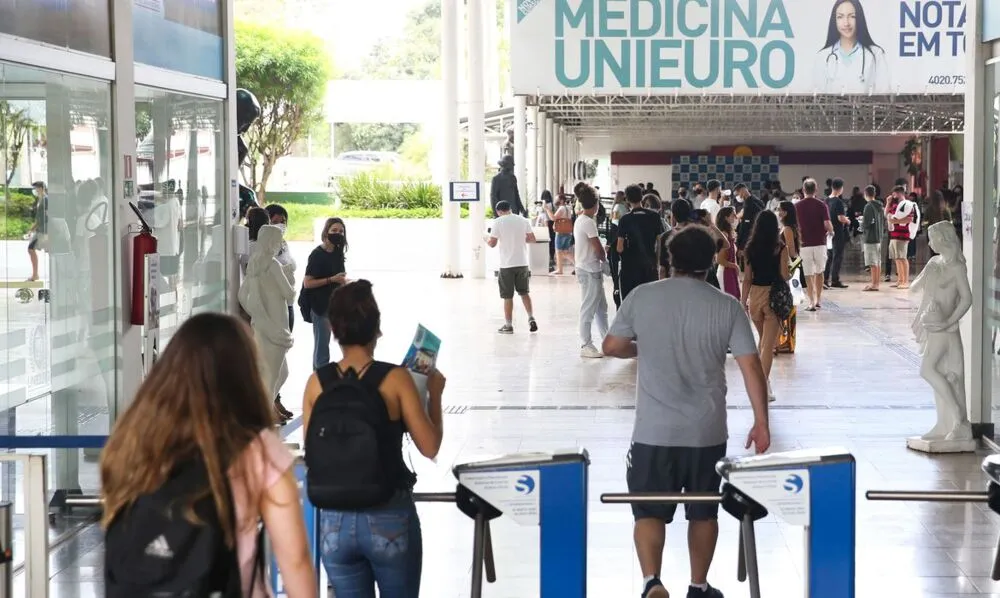 Antes, só estudantes de escolas públicas ou que passaram por escolas privadas com bolsa integral podiam participar do Prouni