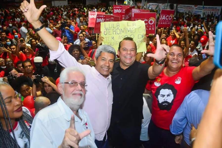 Pré-candidatos em evento