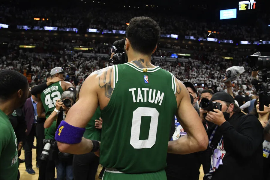 O jovem ala Jayson Tatum, foi elito o MVP das finais da Conferência Leste