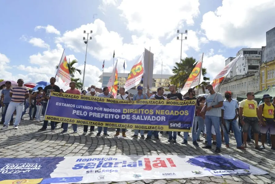 Movimento pode afetar esquema de vacinação contra Covid-19 e Influenza