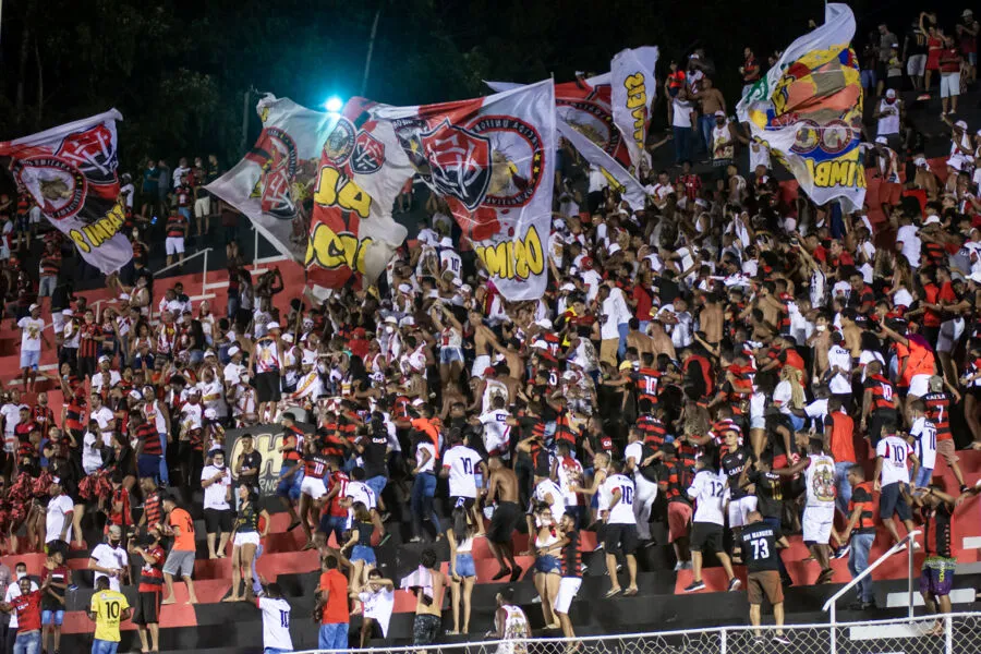 O Barradão ainda não deverá lotar, mas a torcida vai comparecer em peso e registrar o maior público do estádio  na temporada