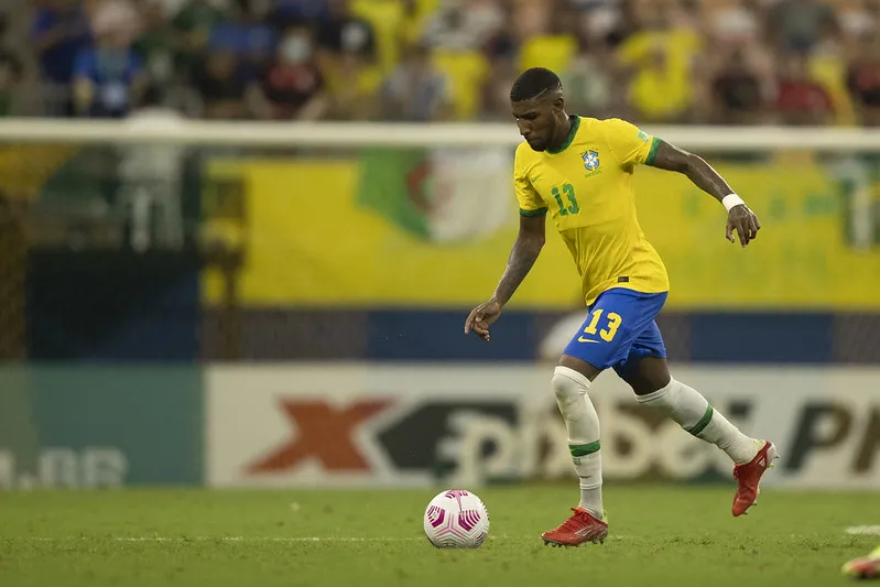 Emerson em ação pela Seleção Brasileira