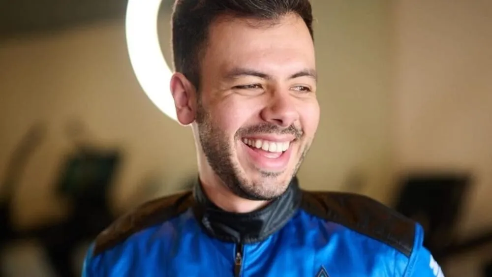 Victor Espanha esteve a bordo da espaçonave NS-21