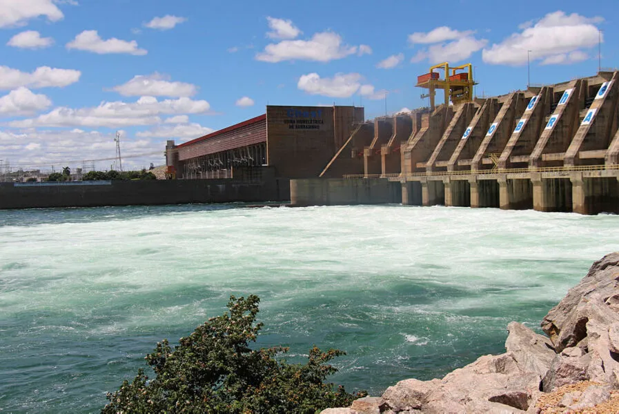 Bacia do R. São Francisco perdeu 50% da superfície de água natural entre 1985 e 2020
