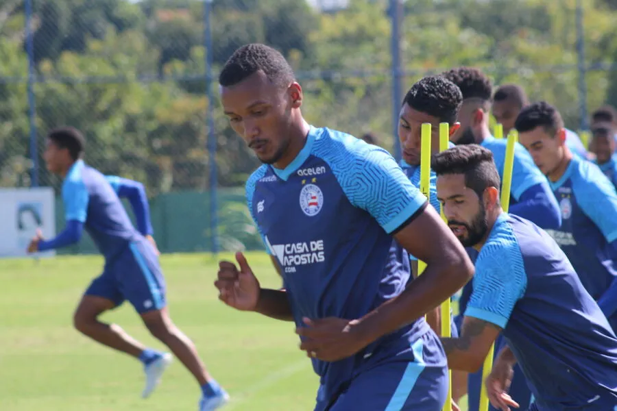 Após sentir na partida contra o Criciúma, o atleta foi substituído e ainda não voltou a campo nem para os treinos