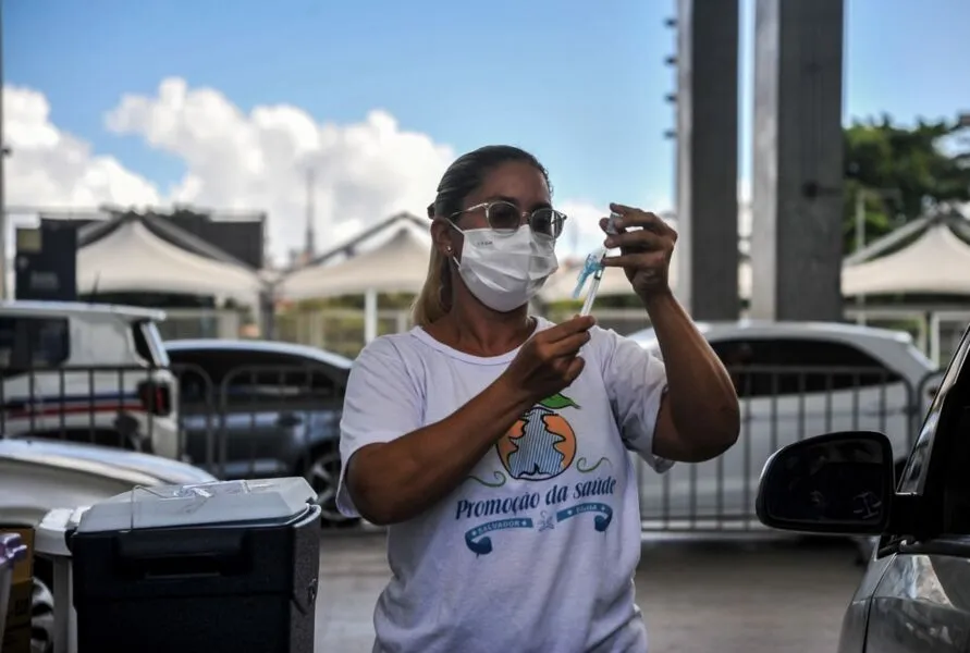 Até então, vacina é oferecida apenas na rede pública