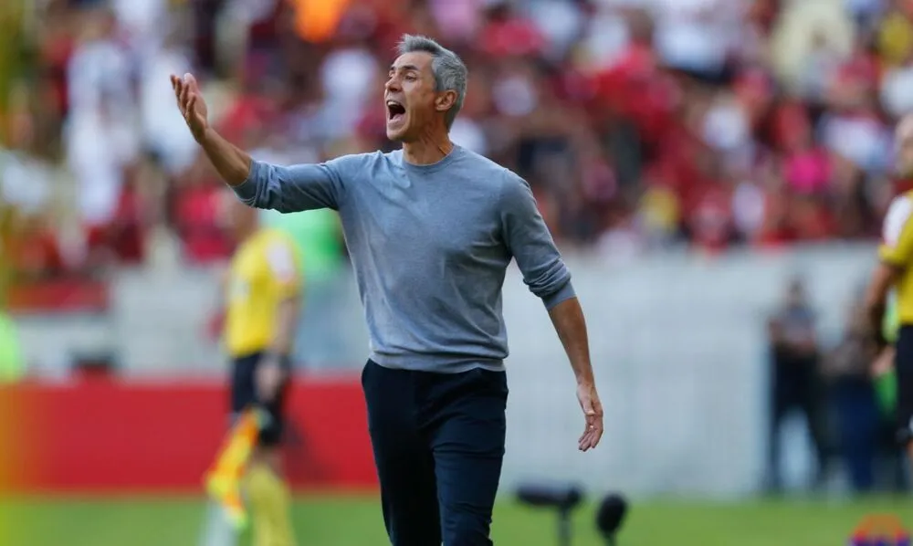 O treinador vinha sendo muito criticado desde a derrota para o Fluminense na final do Campeonato Carioca