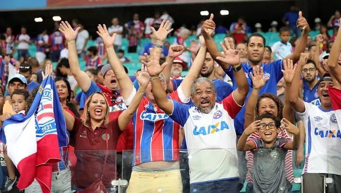 Maior parte da torcida do Bahia tem entre 34 e 54 anos