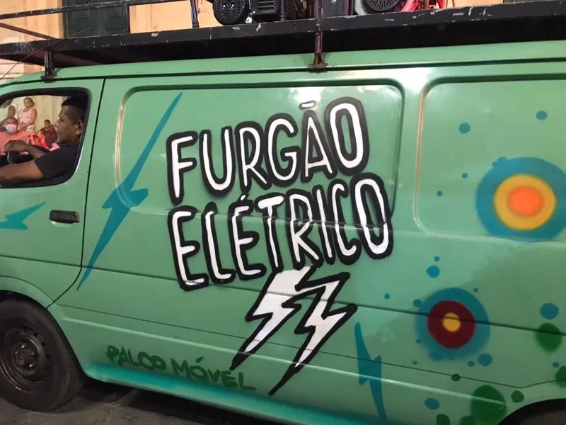 Furgão Elétrico promoveu circuito no Terreiro de Jesus