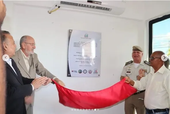 O evento contou com a  presença autoridades civis e militares
