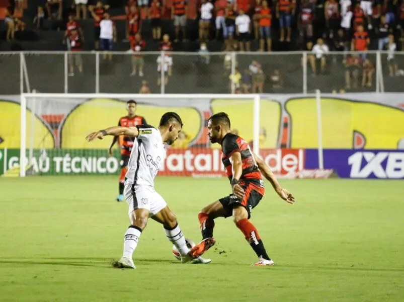 Rafinha e Luidy marcaram para o time rubro-negro