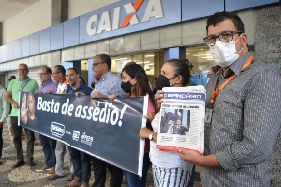 Bancários farão protesto